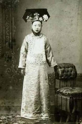 老照片:揭秘清末皇族少女誰是最美麗的格格(組圖)