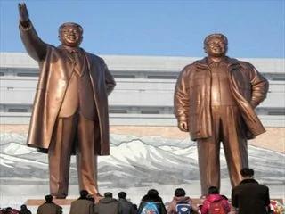 朝鲜官方对脱北者用无人机撞击金氏父子铜像大动肝火。（网络图片）