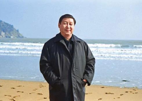 「習近平 北戴河」的圖片搜索結果