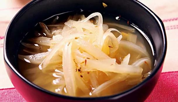 日本感冒久咳良方：洋葱汤 抗发炎 补体力