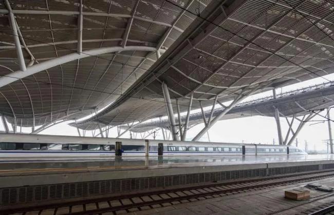中國大陸唯一不以東西南北命名火車站的城市