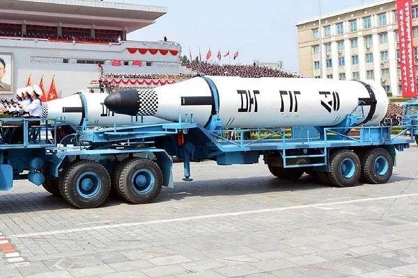 金正恩下令美女軍團橫掃韓國 誓言不懼制裁核武完成統一