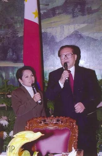 他在場江澤民就緊張 不敢唱歌