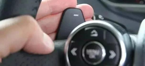 剎車失靈別光知道往牆上蹭！還有這些救車辦法