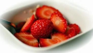 美國癌協會：草莓防4癌！最營養的吃法係…