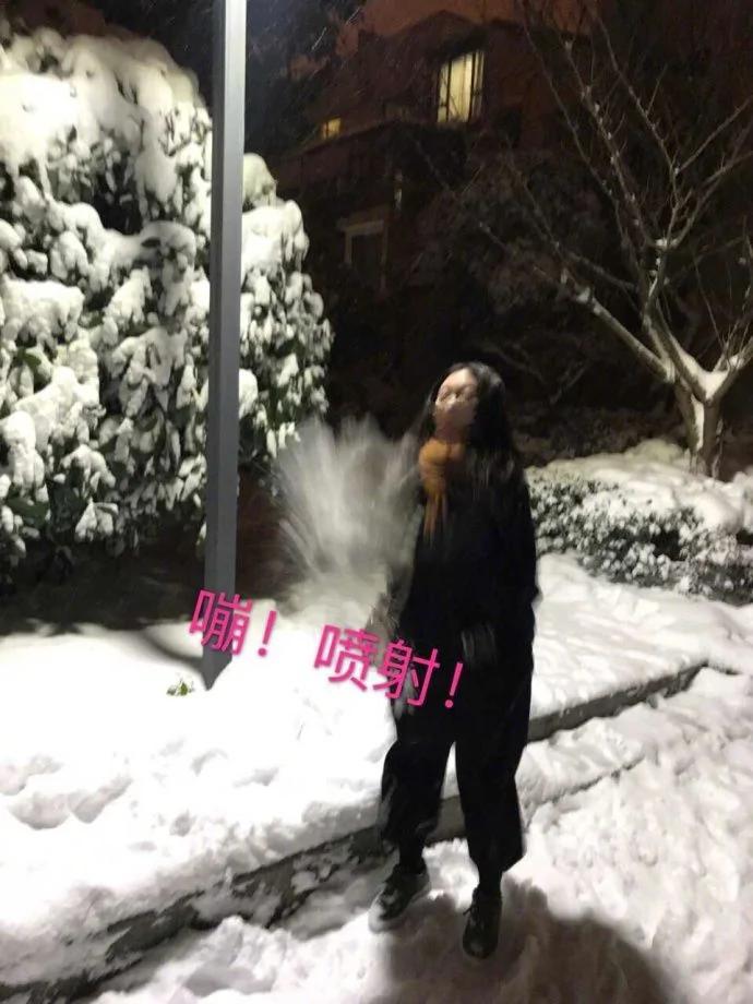 下雪了讓男朋友給我拍張美照發朋友圈 看完想分手…