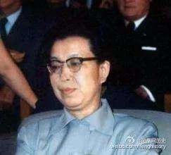 【揭秘】八零年代胡耀邦被批泄密的港媒採訪 只是說真話卻被中共元老逼迫下野 13 【揭秘】八零年代胡耀邦被批泄密的港媒採訪 只是說真話卻被中共元老逼迫下野
