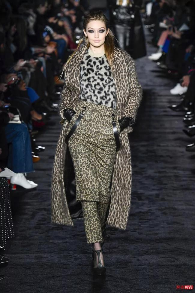 MaxMara2018秋冬大秀 又有大衣被種草了