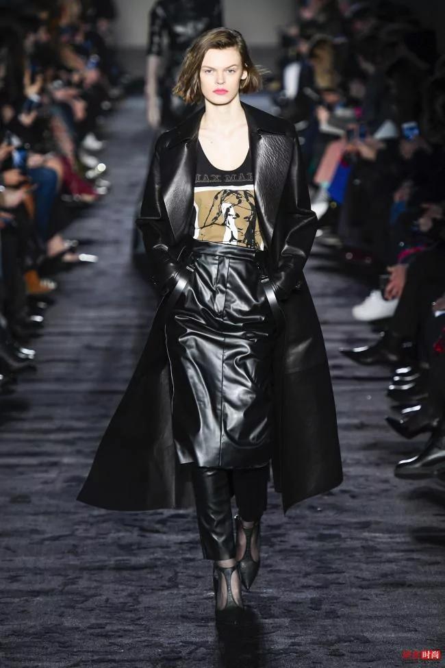 MaxMara2018秋冬大秀 又有大衣被種草了