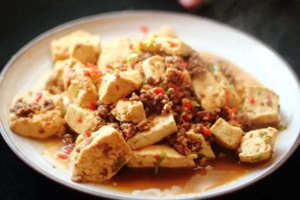 豆腐這麼做 又好吃又下飯 常吃還能促進孩子的骨骼生長