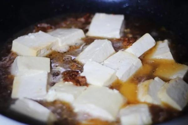 豆腐這麼做 又好吃又下飯 常吃還能促進孩子的骨骼生長