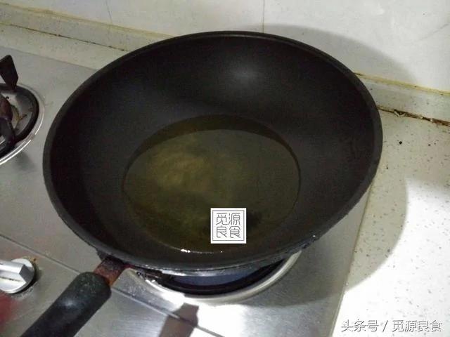 黃豆這樣做比花生米好吃、方法簡單、做零食和下酒菜非常香
