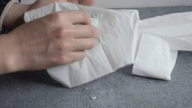 沒想到肥皂用紙包起來這麼厲害 解決了家家戶戶困擾的問題 太神奇了