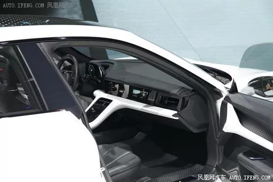 日內瓦車展:保時捷Missione跨界概念車 7 日內瓦車展:保時捷Missione跨界概念車