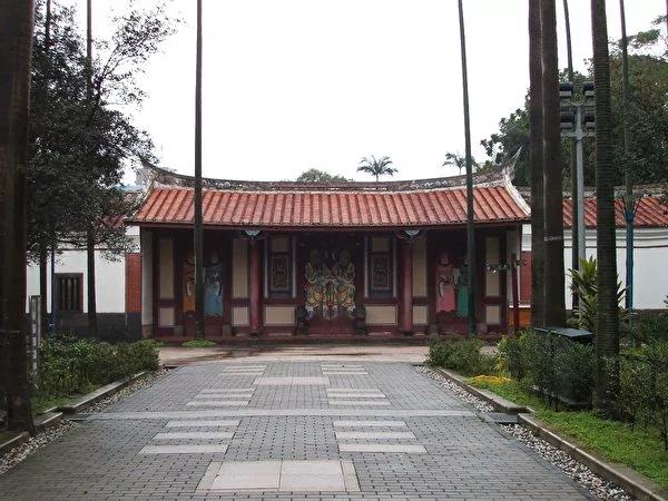 為什麼古代官府又稱為「衙門」？