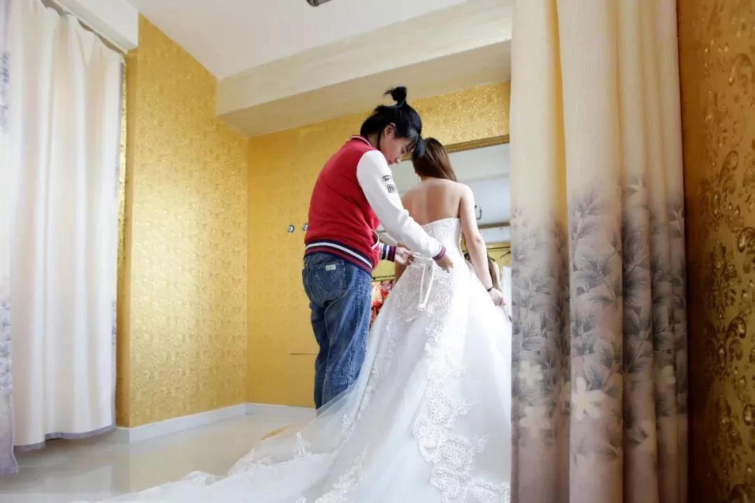 準新娘上趟廁所突然推遲婚禮 因3個月前的這個決定