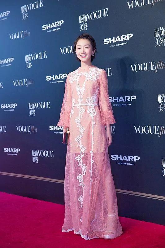 裙型選對了 怎麼穿都顯瘦 27 裙型選對了 怎麼穿都顯瘦