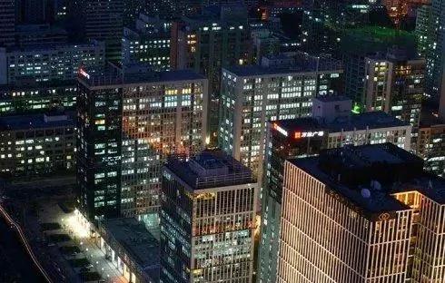 22歲阿里員工：「終於，我被你們逼死了！」