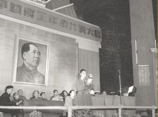 【揭秘】數萬中國婦女遭蘇軍強姦 邦交友好 被一北大女共諜構餡強姦 美軍撤離——右派是這樣定的 祖父是這樣活活餓死的 三萬多名東德政治犯是這樣獲釋的 7 【揭秘】數萬中國婦女遭蘇軍強姦 邦交友好 被一北大女共諜構餡強姦 美軍撤離——右派是這樣定的 祖父是這樣活活餓死的 三萬多名東德政治犯是這樣獲釋的