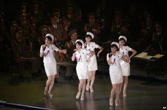 朝鮮禁聞：妖嬈女子樂隊和外國禁片兒
