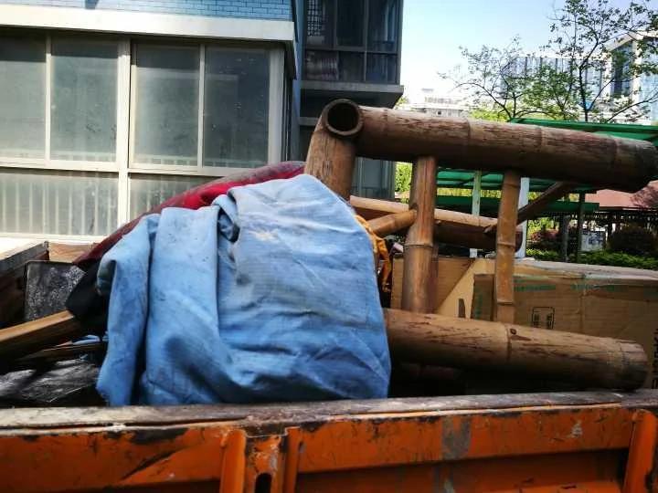 杭州小區住戶樓道內燒紙錢 熏死樓上九旬老太 5 杭州小區住戶樓道內燒紙錢 熏死樓上九旬老太