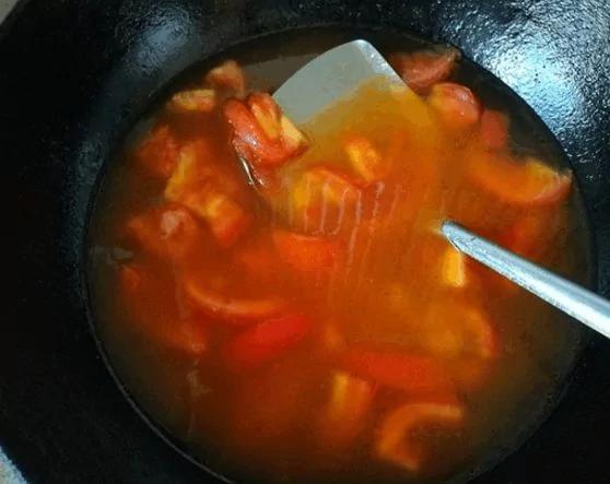 為什麼你做得西紅柿雞蛋湯不好喝？看看飯店大廚怎麼做番茄雞蛋湯