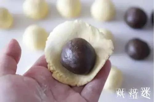南瓜做成糯米糍 別有一番風味