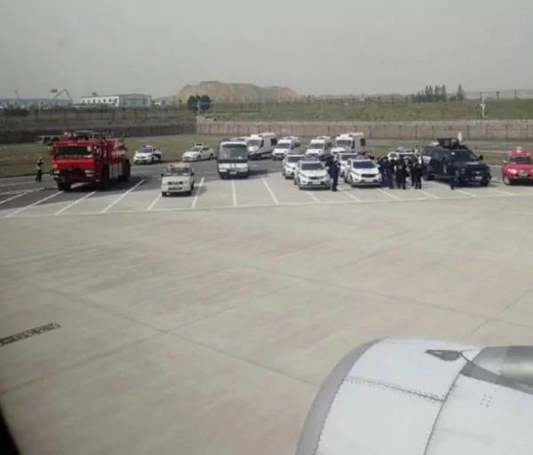 中國疑似劫機案傳兇器曝光 乘客：武裝人員包圍現場