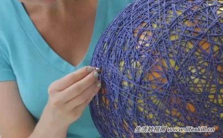 教你DIY這種漂亮的紗線燈罩
