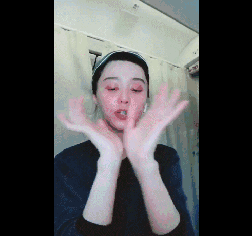 范冰冰為了沒有皺紋 這麼按自己的臉…