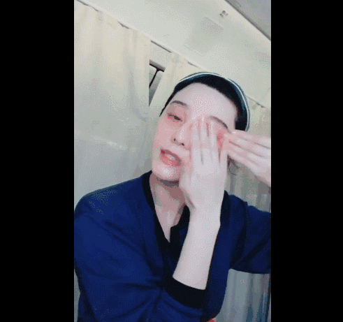 范冰冰為了沒有皺紋 這麼按自己的臉…