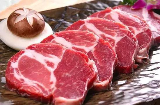 從冰箱拿出的凍肉怎樣才能快速解凍？
