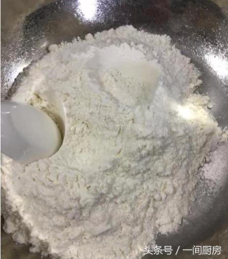 麵粉不要蒸饅頭了！換種新吃法 外酥內軟里甜香 大人小孩都喜歡