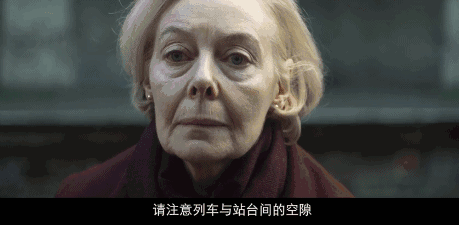 10年來她天天到地鐵站但卻不搭乘 奇怪舉動引起站務員的注意 原因令人感動！