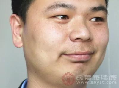 男性去角質用什麼好 教你正確的去角質的方法 4 男性去角質用什麼好 教你正確的去角質的方法