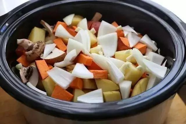 燉肉總是燉不爛怎麼辦？教大家一些燉肉技巧