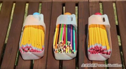 巧用喝剩下來的牛奶瓶製作園藝用品