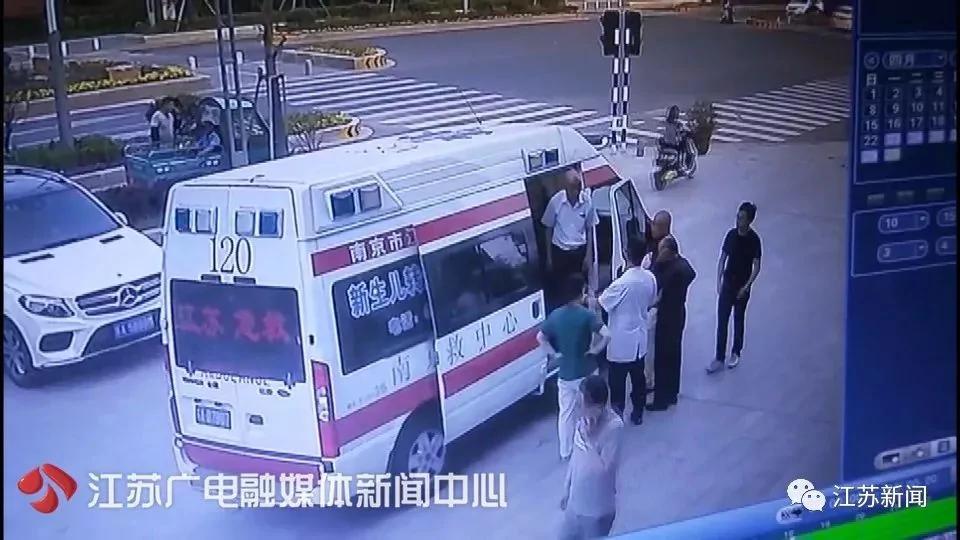 南京新生兒窒息垂危 救護車卻拉著孩子跑錯方向！