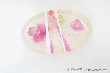 廢橡膠手套的10個小妙用 別再丟掉了哦~ 9 廢橡膠手套的10個小妙用 別再丟掉了哦~