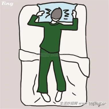 早起床后總是腰酸背痛？ 睡姿對一個人的影響這麼大 ,可不能再胡亂睡啦！