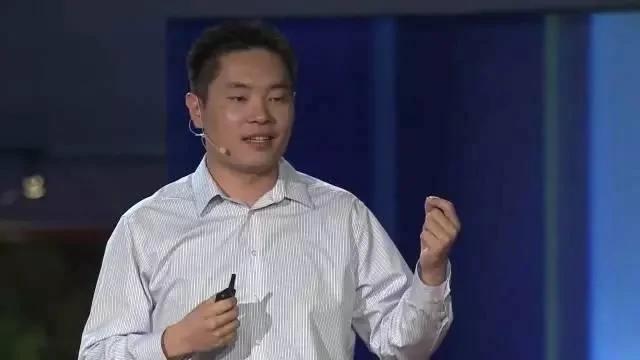 华裔青年在美国，被拒绝100次后，世界开始对他说Yes