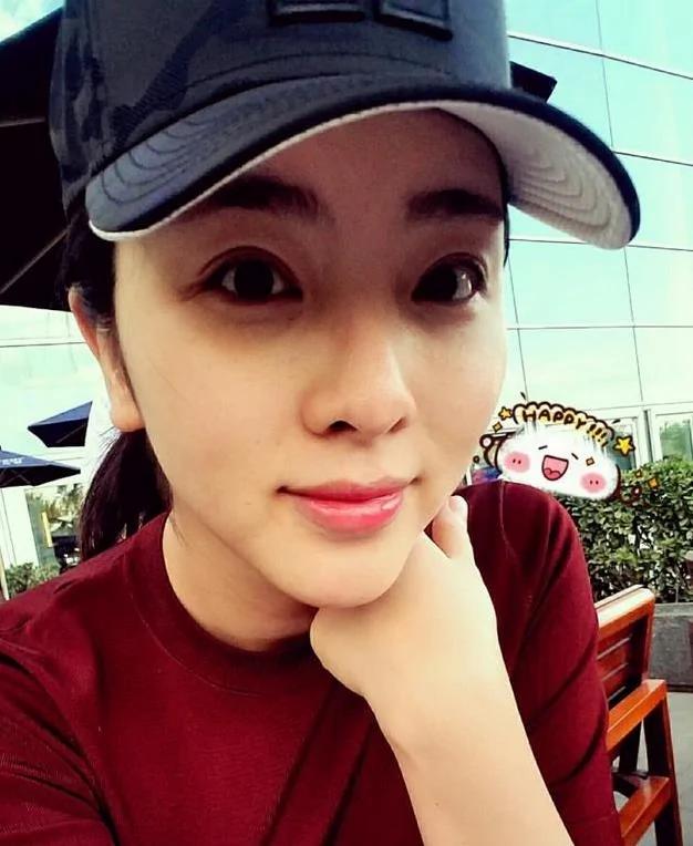 李思思晒近照