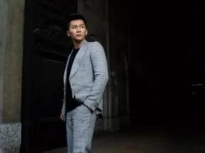 李晨