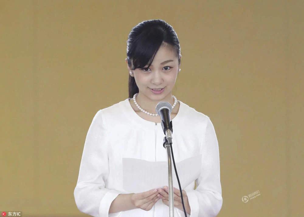 当地时间2017年7月25日，日本静冈，佳子公主出席日本全国高中马术锦标赛开幕式，并在会上发表讲话。Tetsu Joko摄