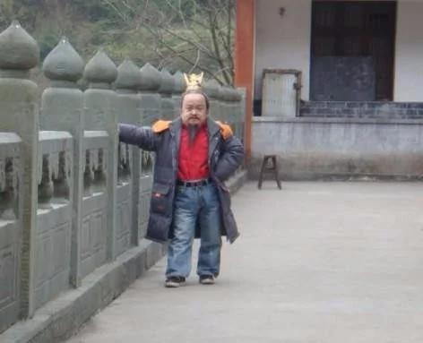 张伸