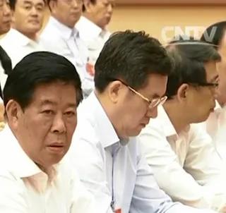 新任中共中央办公厅主任丁薛祥(前排中)。(视频截图)