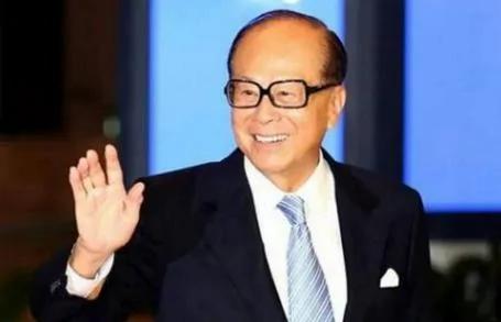 除了李嘉诚,这个香港富豪家族也在退出中国,许家印成为接盘侠