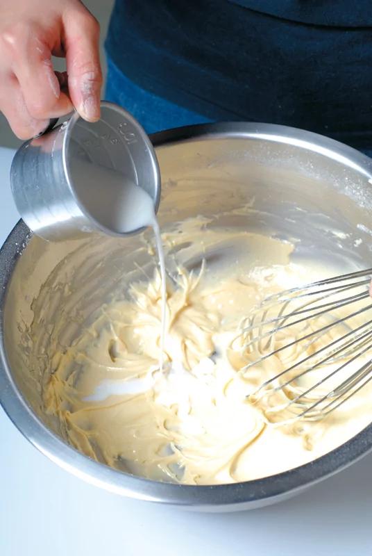 用微波爐作蛋糕2分鐘輕鬆出爐 6 用微波爐作蛋糕2分鐘輕鬆出爐