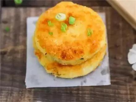 炒土豆絲出鍋前加這個 好吃到翻倍~