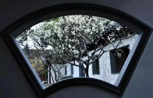 中國的漏窗 古典意境中藏著美人 詩和浪漫